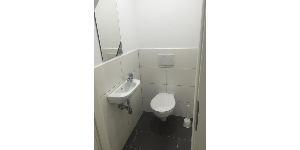 Wohnen auf Zeit Nürtingen - 11.5 Zimmer, 75 m&sup2;, 400&euro; | Angebot:26172276