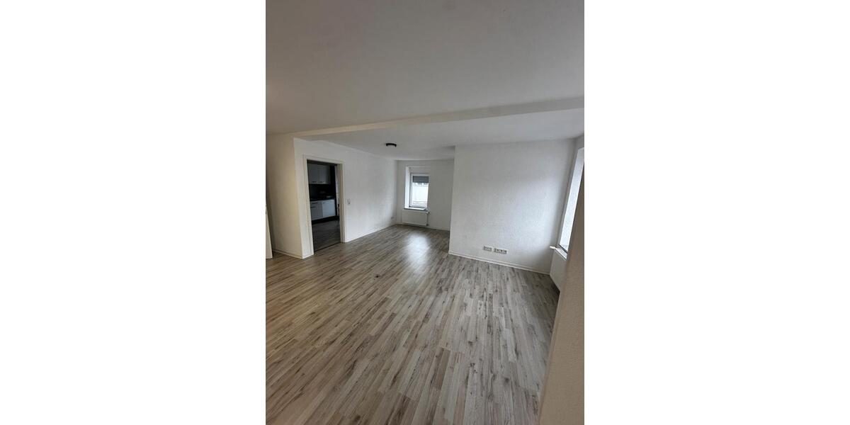 Erdgeschoßwohnung Nalbach - 4.5 Zimmer, 120 m&sup2;, 950&euro; | Angebot:24215125