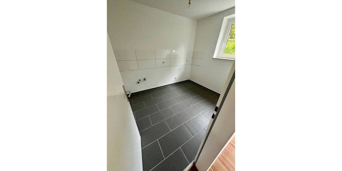 Etagenwohnung Celle Blumlage - 3 Zimmer, 78 m&sup2;, 669&euro; | Angebot:26162813