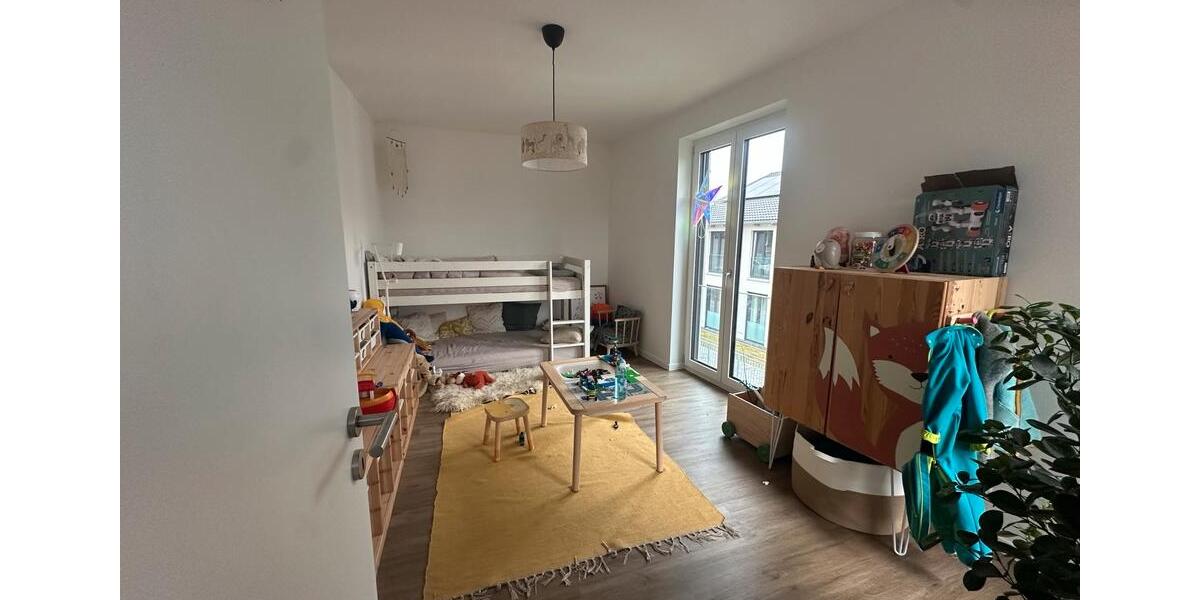 Dachgeschoßwohnung Suhl Aue 1 - 4 Zimmer, 115 m&sup2;, 1.500&euro; | Angebot:25475896