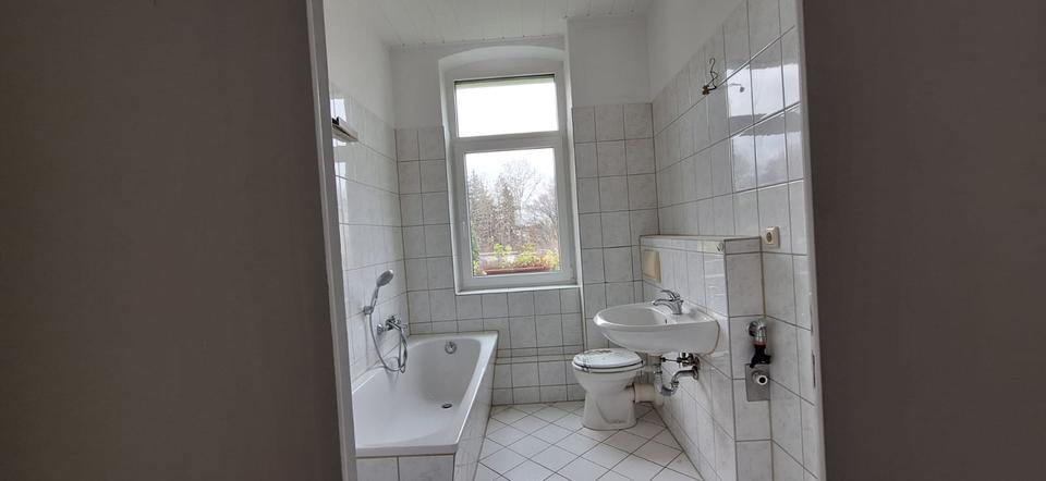 Hochparterre Werdau - 1.5 Zimmer, 45 m&sup2;, 230&euro; | Angebot:26643594