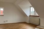 Dachgeschoßwohnung Bad Neustadt an der Saale - 3 Zimmer, 72 m&sup2;, 810&euro; | Angebot:23405922