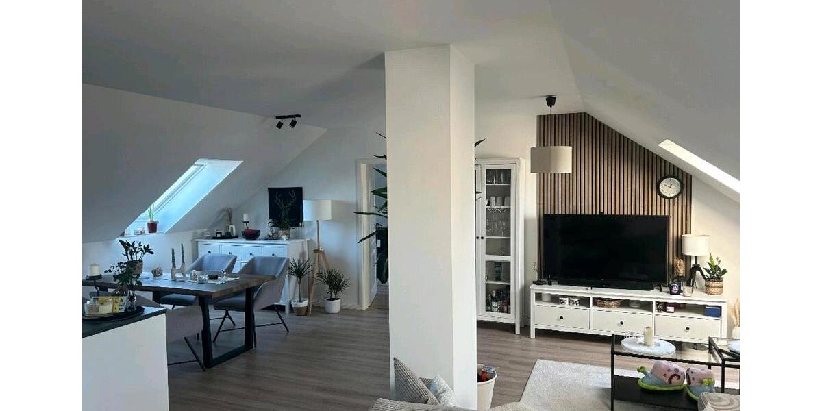Dachgeschoßwohnung Wulkenzin - 3 Zimmer, 116 m&sup2;, 1.300&euro; | Angebot:24842216