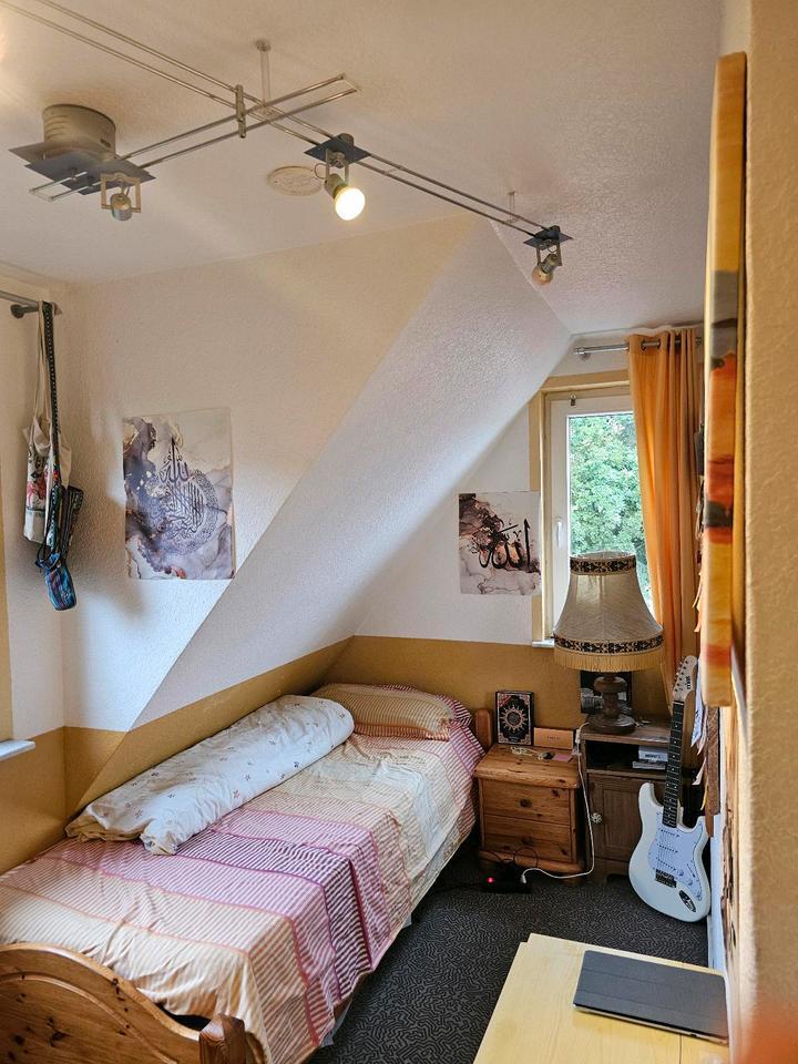 Top renoviert, teilmöbliert helles Zimmer in einer ruhigen WG