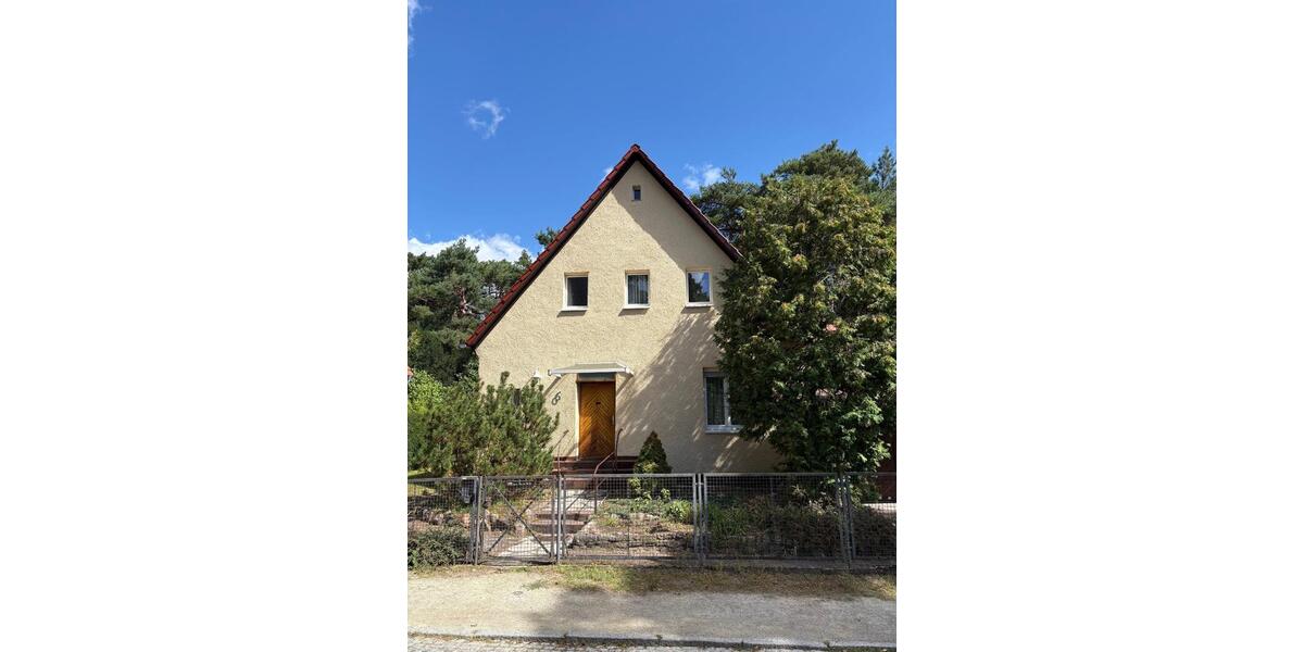 Einfamilienhaus Kleinmachnow - 4.5 Zimmer, 100 m&sup2;, 1.950&euro; | Angebot:25947876