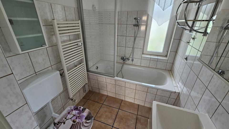 Etagenwohnung Köthen (Anhalt) - 3 Zimmer, 67 m&sup2;, 405&euro; | Angebot:26576136