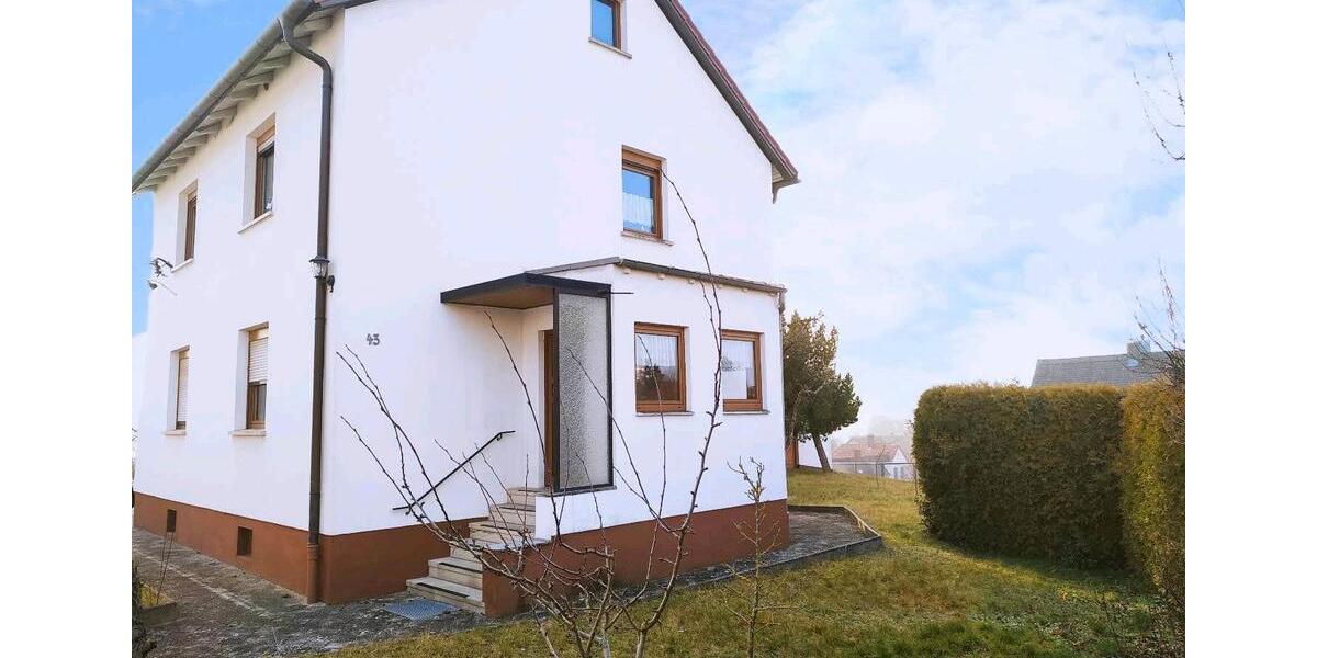 Erdgeschoßwohnung Herzogenaurach - 1 Zimmer, 61 m&sup2;, 1.000&euro; | Angebot:25173845