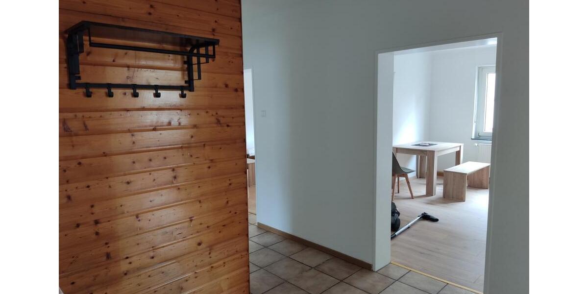 Wohnen auf Zeit Pirmasens Niedersimten - 4 Zimmer, 98 m&sup2;, 15&euro; | Angebot:22912473