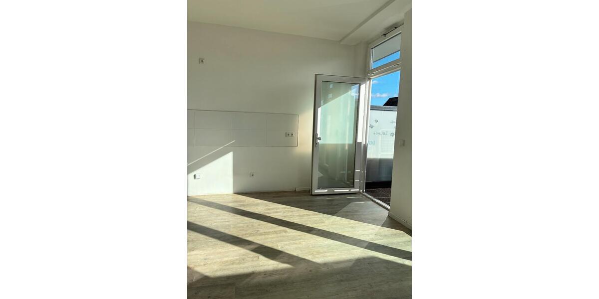 Erste Kaltmiete geschenkt** 2 Zimmer Maisonette mit kleiner Terrasse ab sofort index 2 zimmer