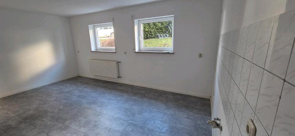 Etagenwohnung Ilmenau Frauenwald - 2 Zimmer, 65 m&sup2;, 300&euro; | Angebot:25966432