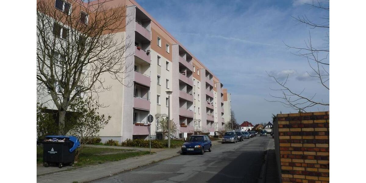 Etagenwohnung Lauchhammer - 2 Zimmer, 66 m&sup2;, 340&euro; | Angebot:19447561