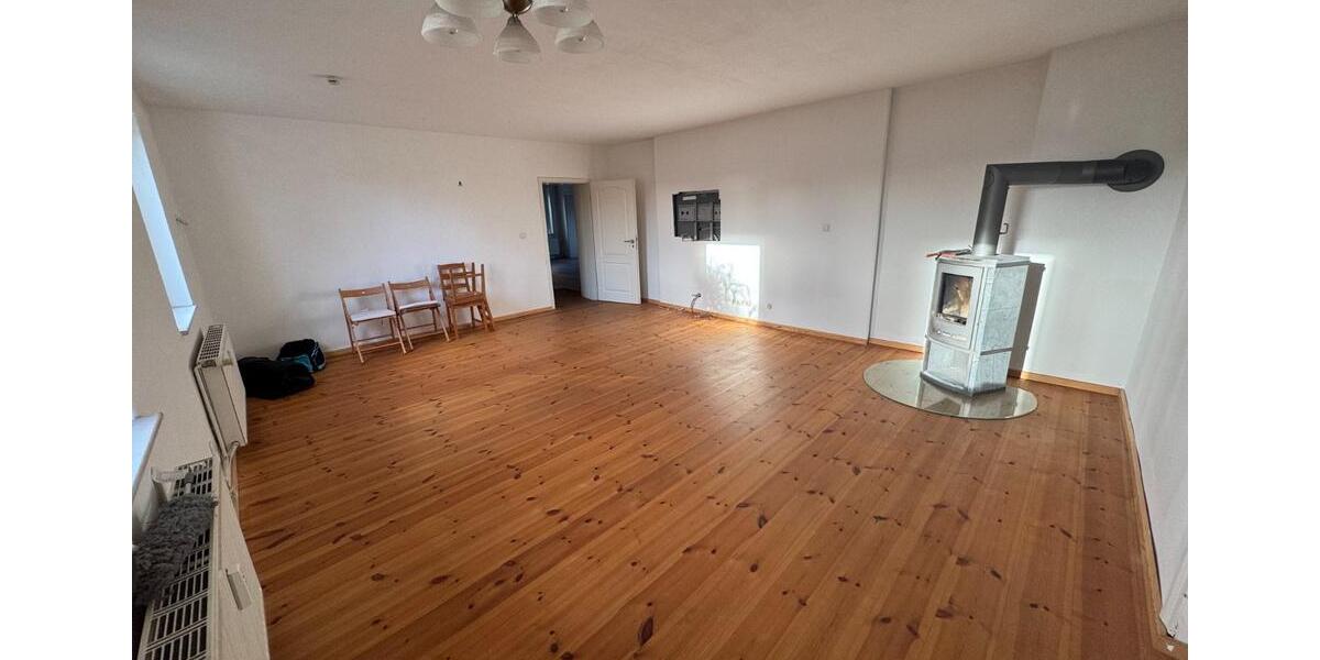 Schöne Wohnung mit 3-4 Zimmern in Bugk zu vermieten 3 zimmer