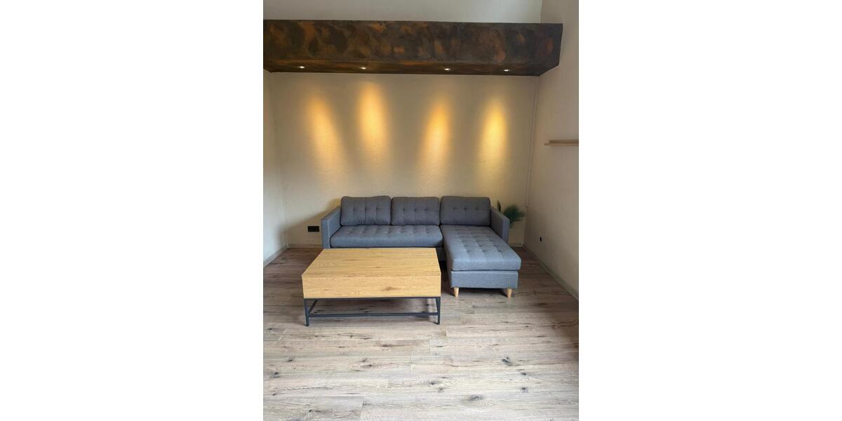 Wohnen auf Zeit Helmbrechts - 3 Zimmer, 100 m&sup2;, 25&euro; | Angebot:23566853