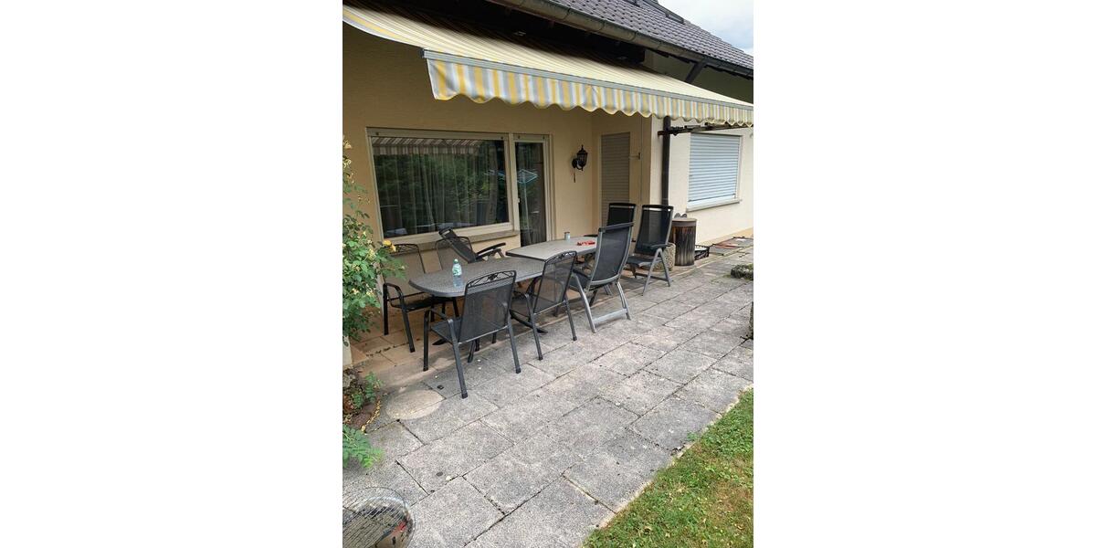 Erdgeschoßwohnung Dettingen an der Erms - 4 Zimmer, 80 m&sup2;, 2.200&euro; | Angebot:24590426