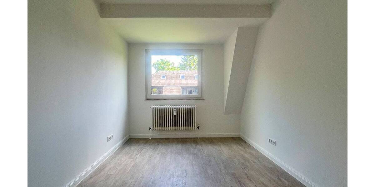 Etagenwohnung Hamburg Rahlstedt - 4 Zimmer, 106 m&sup2;, 1.400&euro; | Angebot:26733432