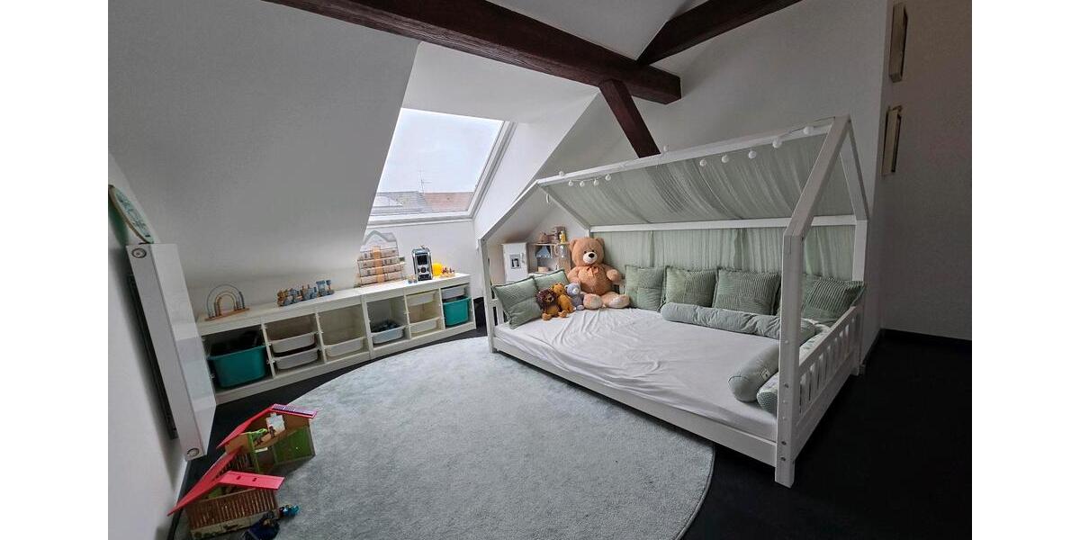 Schöne 5 Zimmerwohnung auf zwei Ebenen mit tollem Ausblick 5 zimmer