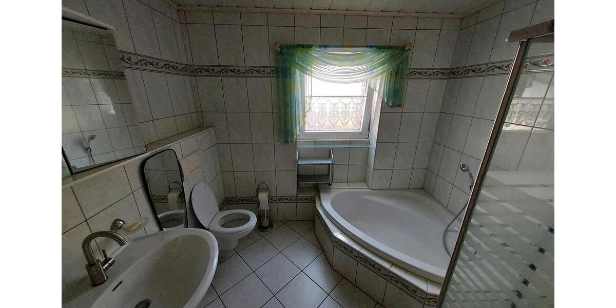 Etagenwohnung Lebach - 3 Zimmer, 85 m&sup2;, 600&euro; | Angebot:25637827