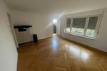 1 Zimmer Möbliert in 3er WG (ca. 20qm)