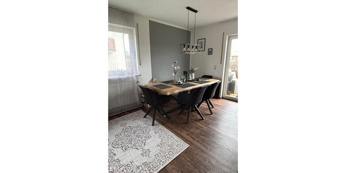 Erdgeschoßwohnung Hofheim in Unterfranken - 4.5 Zimmer, 90 m&sup2;, 750&euro; | Angebot:26534485