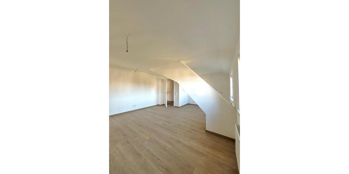 Dachgeschoßwohnung Thale - 3 Zimmer, 76 m&sup2;, 645&euro; | Angebot:25303644