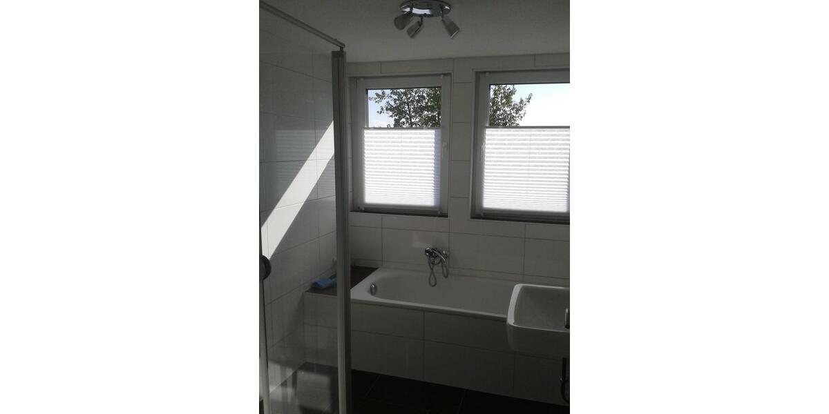 Dachgeschoßwohnung Villingen-Schwenningen Schwenningen - 3 Zimmer, 85 m&sup2;, 780&euro; | Angebot:25932445