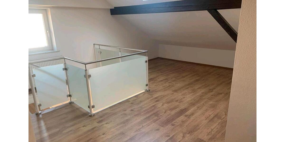 Etagenwohnung Ramstein-Miesenbach Hütschenhausen - 4 Zimmer, 145 m&sup2;, 1.480&euro; | Angebot:24717538