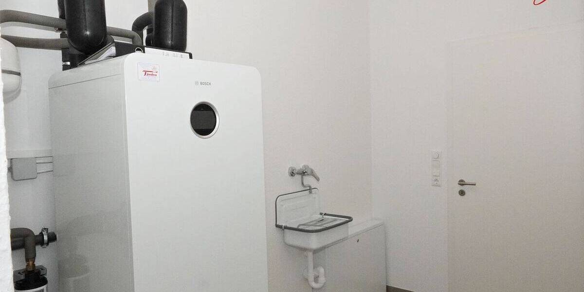 Etagenwohnung Wiesmoor Wiesederfehn - 3 Zimmer, 100 m&sup2;, 1.100&euro; | Angebot:25938375