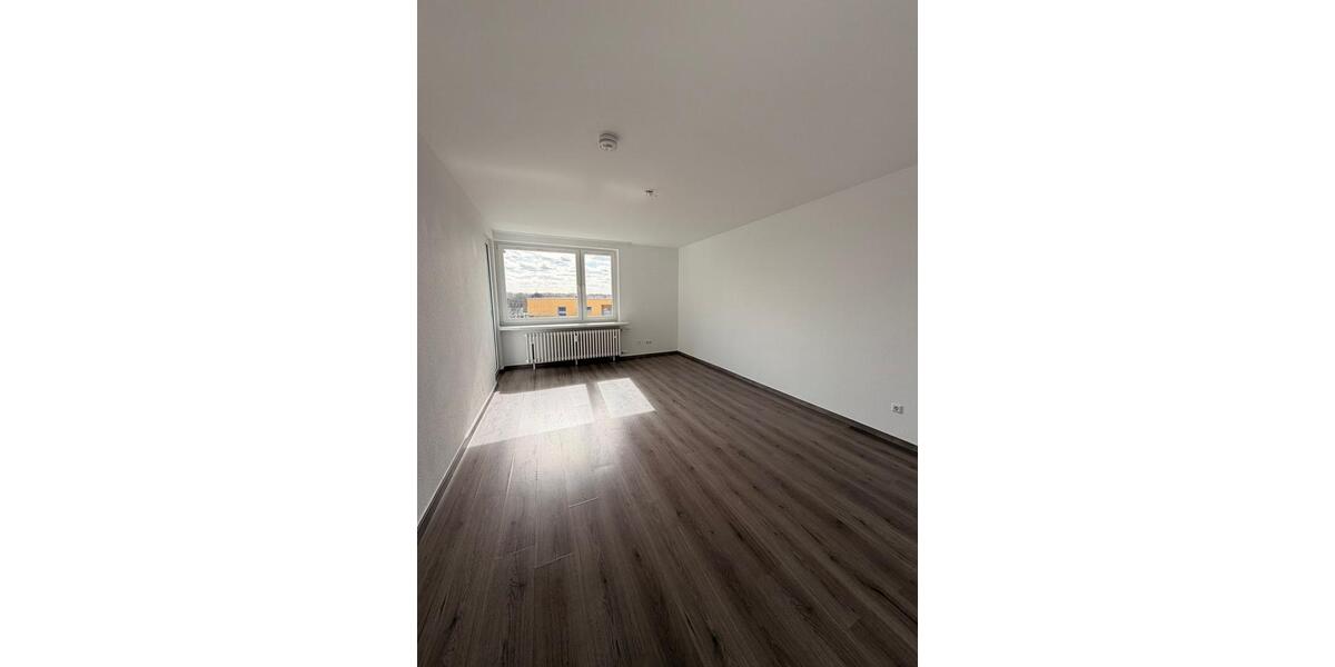 Etagenwohnung Elsterwerda - 2 Zimmer, 56 m&sup2;, 350&euro; | Angebot:26677802