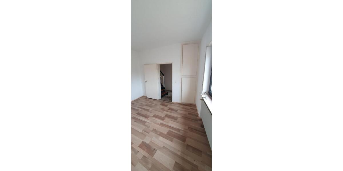 Doppelhaushälfte Dielheim - 5 Zimmer, 150 m&sup2;, 1.070&euro; | Angebot:26542581