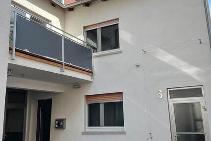 Wohnen auf Zeit Deidesheim - 1 Zimmer, 17 m&sup2;, 495&euro; | Angebot:26578054