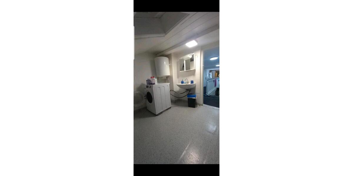Etagenwohnung Neustadt bei Coburg - 1 Zimmer, 20 m&sup2;, 200&euro; | Angebot:26058131