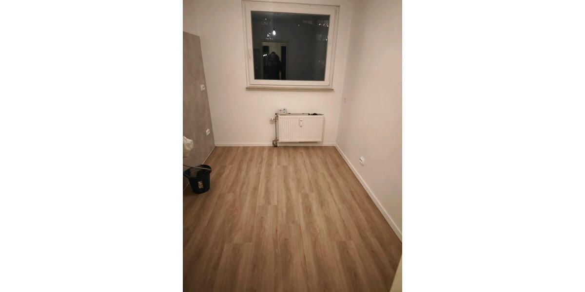 Erdgeschoßwohnung Laatzen - 3 Zimmer, 78 m&sup2;, 1.000&euro; | Angebot:24676731
