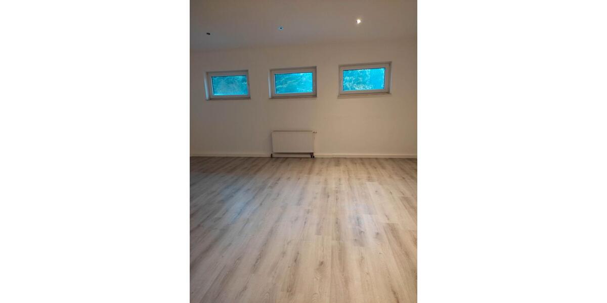 Terrassenwohnung Meinerzhagen - 3 Zimmer, 110 m&sup2;, 715&euro; | Angebot:25548136