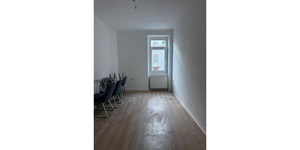 Etagenwohnung Saarbrücken St. Arnual - 3 Zimmer, 98 m&sup2;, 1.200&euro; | Angebot:25638031