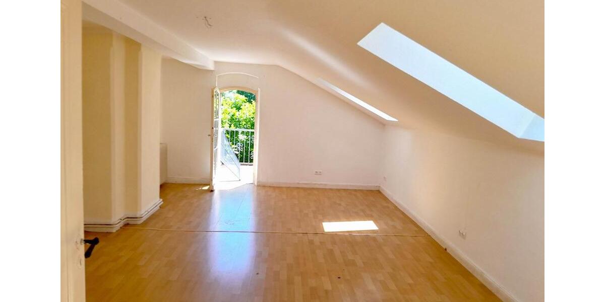 Dachgeschoßwohnung Schöningen - 6 Zimmer, 150 m&sup2;, 750&euro; | Angebot:25961083