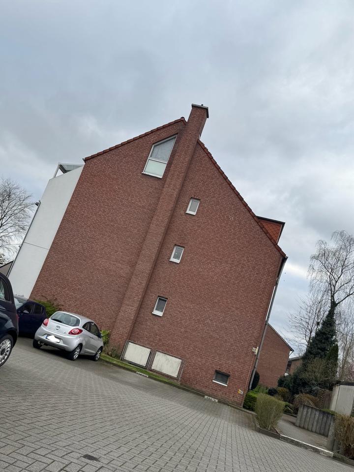 2.0G 3 Zimmer Wohnung mit Markisen Loggia zimmer