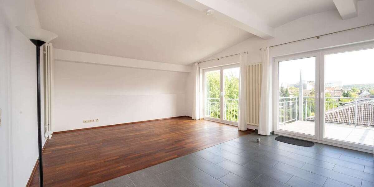 Etagenwohnung Eschweiler - 3 Zimmer, 90 m&sup2;, 900&euro; | Angebot:25226497