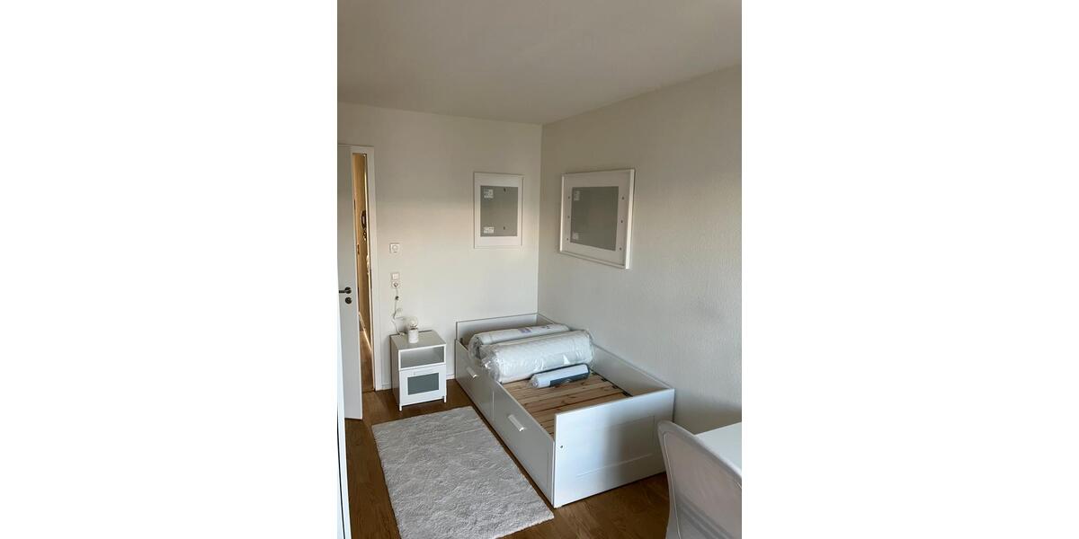 Wohnen auf Zeit Freiburg im Breisgau - 1 Zimmer, 14 m&sup2;, 813&euro; | Angebot:20305906