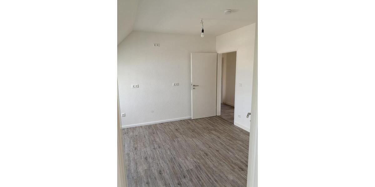 RAUMWUNDER - Großzügiges Einfamilienhaus mit Charme 4 zimmer