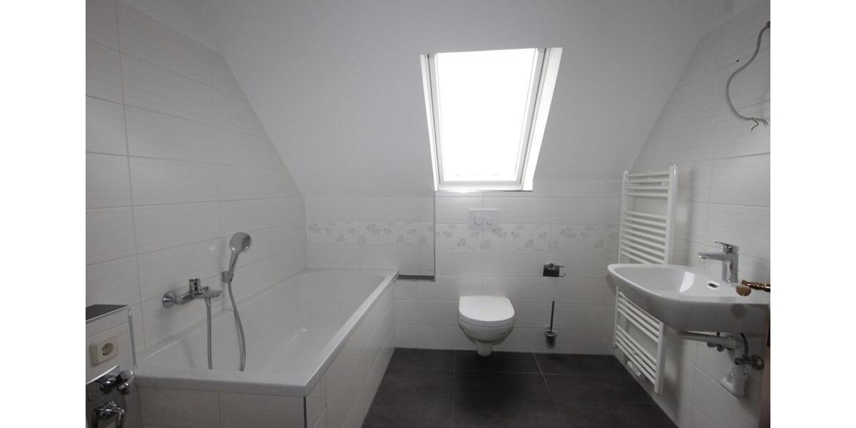 Maisonettenwohnung Thale - 4 Zimmer, 108 m&sup2;, 700&euro; | Angebot:25053391