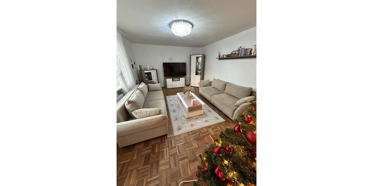 Etagenwohnung Hannover Bothfeld-Vahrenheide - 3 Zimmer, 75 m&sup2;, 1.300&euro; | Angebot:24434958