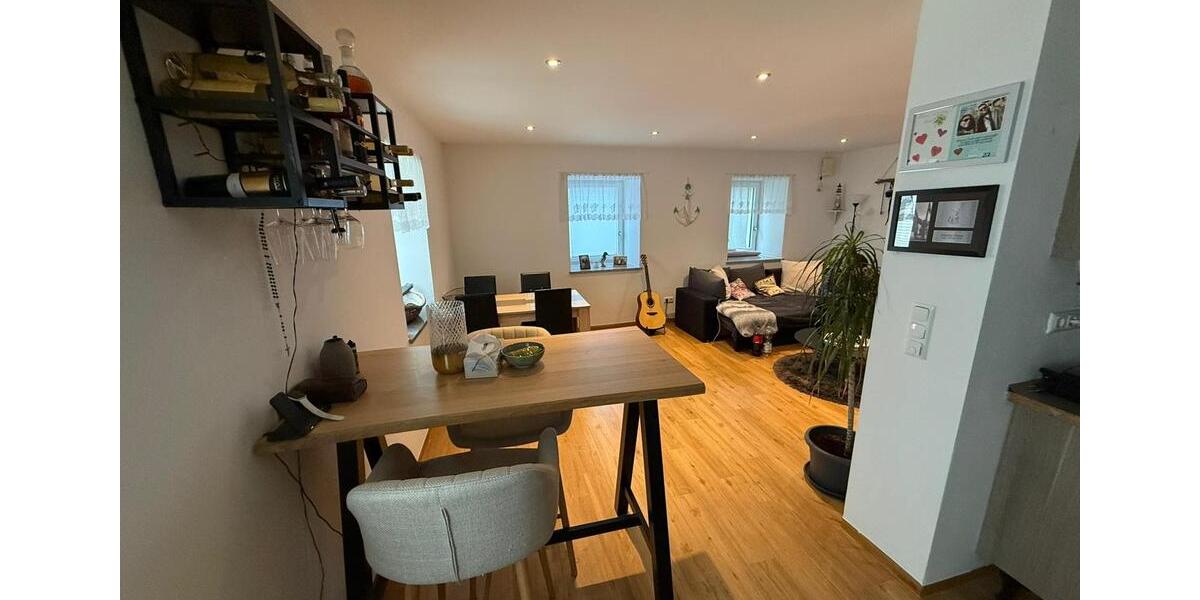 Erdgeschoßwohnung Viechtach - 3 Zimmer, 127 m&sup2;, 625&euro; | Angebot:25177373