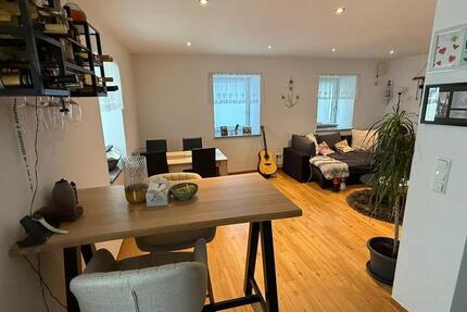 Wohnung Viechtach - 3 Zimmer, 127 m&sup2;, 625&euro; | Angebot:25177373