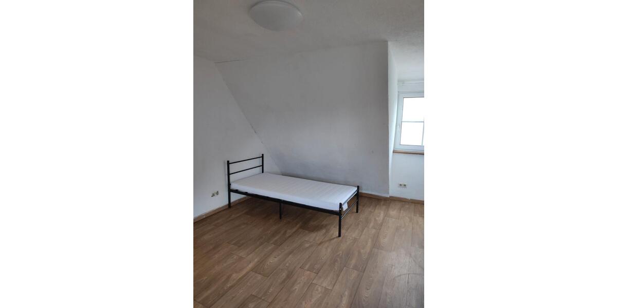 Etagenwohnung Murrhardt - 1 Zimmer, 15 m&sup2;, 299&euro; | Angebot:26491792