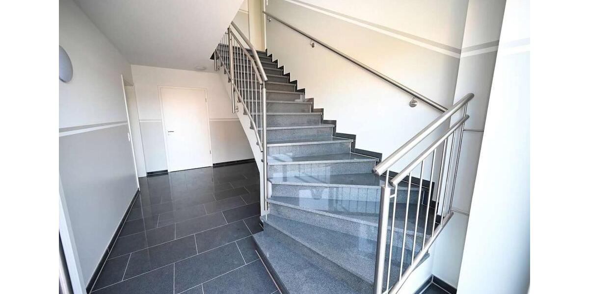 Dachgeschoßwohnung Quakenbrück - 3 Zimmer, 88 m&sup2;, 800&euro; | Angebot:26312455