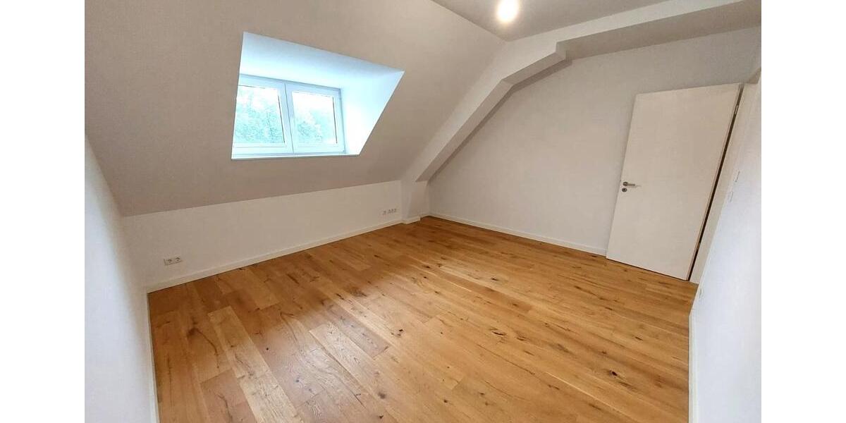Etagenwohnung Zossen - 3 Zimmer, 75 m&sup2;, 1.151&euro; | Angebot:24487137