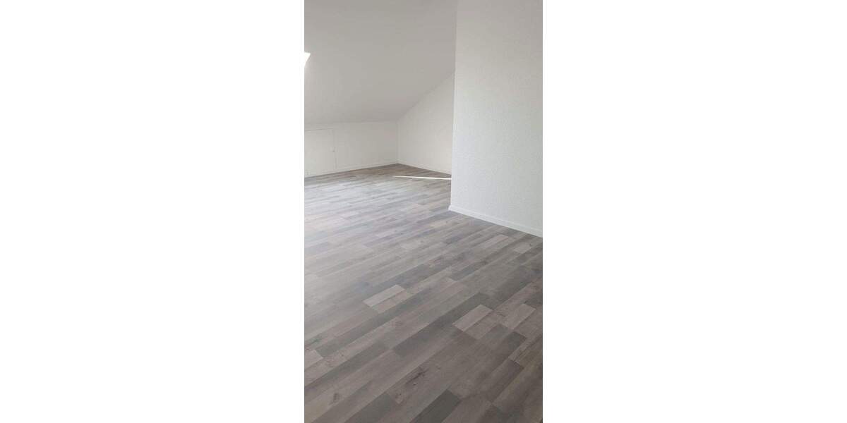 Doppelhaushälfte Wettin-Löbejün Merbitz - 5 Zimmer, 160 m&sup2;, 1.260&euro; | Angebot:25721082