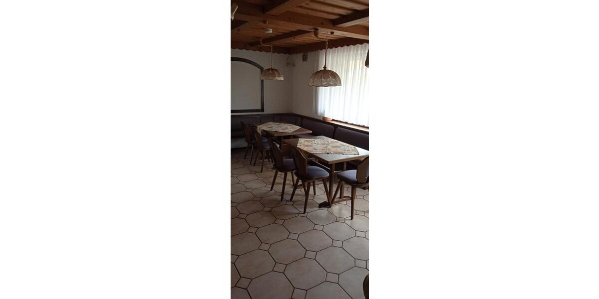 Wohnen auf Zeit Winzer - 12 Zimmer, 20 m&sup2;, 20&euro; | Angebot:26132692