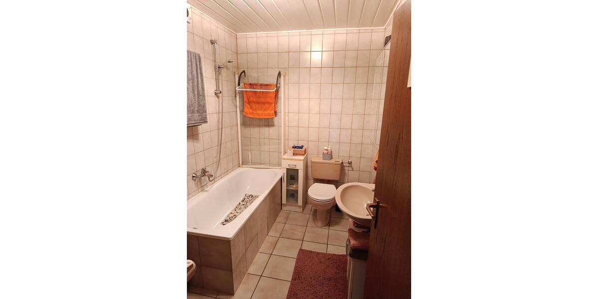 Dachgeschoßwohnung Kall - 3 Zimmer, 105 m&sup2;, 735&euro; | Angebot:26091596