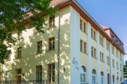 Wohnung zum Mieten in Magdeburg 628,65 € 99 m² 3 zimmer